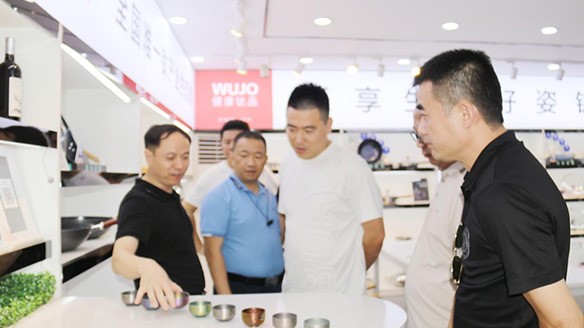 Lãnh đạo Tập đoàn Y섟nselectedIndexX chọn tập đoàn Ier đến thăm và khảo sát